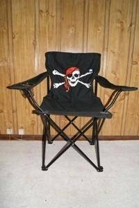 Jolly Roger Pirate Red hat Folding Chair